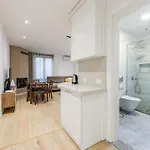 Pine & Sea Retreat By Pikhost *
