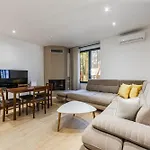 Pine & Sea Retreat By Pikhost Golem (Tirana)